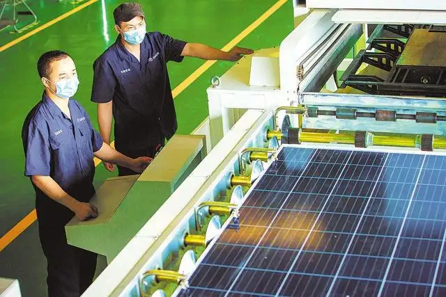 太陽能電池板廢氣應(yīng)該怎么處理呢？