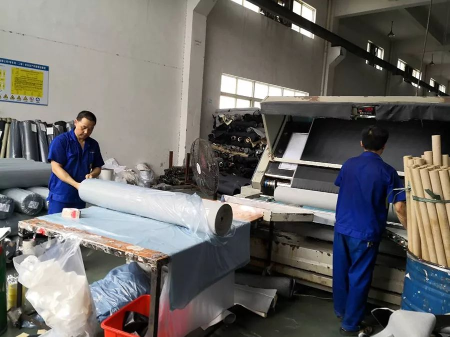 皮革車間廢氣異味用什么設(shè)備處理？